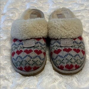 UGG Knit Slippers with Red Hearts and Cream Fur